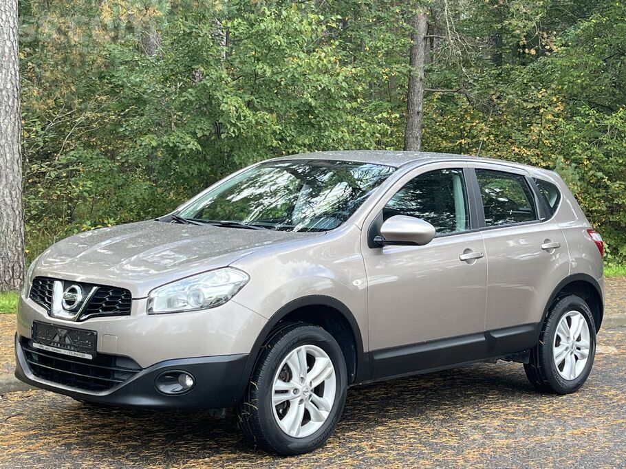 Nissan Benzīna dzinēja Nissan Qashqai. 