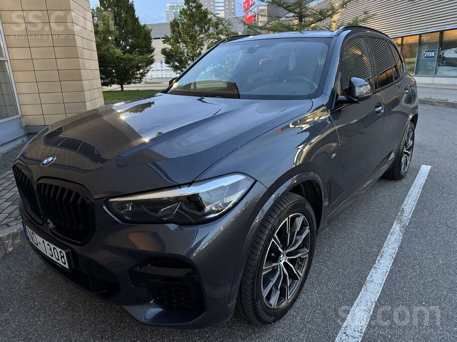 Viens īpašnieks, ražotāja garantija un iespēja pagarināt līdz 03/2027. Ziema