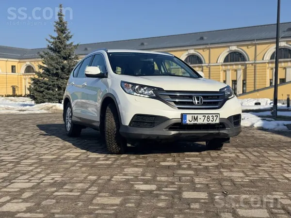 Продаю экономичную надёжную Cr-V. Я второй владелец. Машина покупалась в Лат