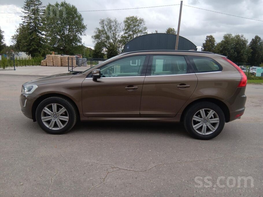 245000tkm Jauna tehniskā apskate. Ļoti glīts auto. Dzinējs ātrumkārba darboj