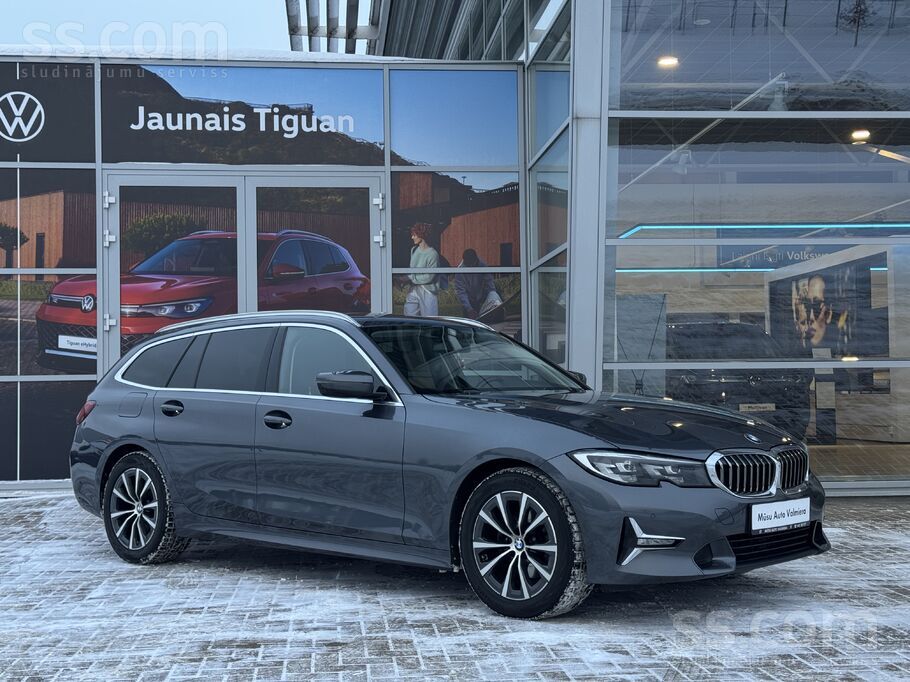 BMW 3 Series Touring 320D , 120kW (160zs), automātiskā pārnesumkārba.
Au