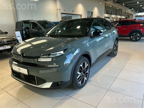 Citroen Jauna automašīna. Citroen C4 Max Hybrid. Garantija