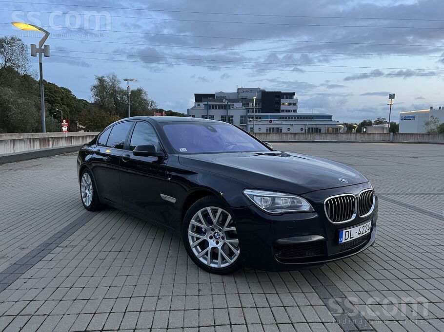 Pārdodu BMW 750D xDrive, M pakete, melns komforta adas salons ar regulējumie