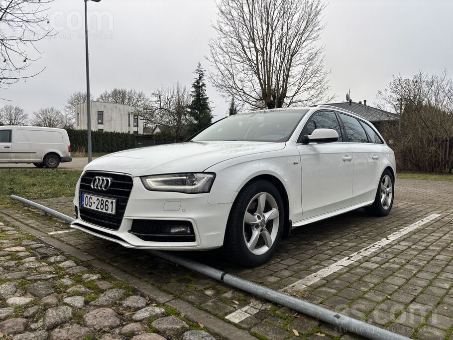 Audi Pārdodu Audi A4 Facelift S-Line 1.8Tfsi, benzīna d