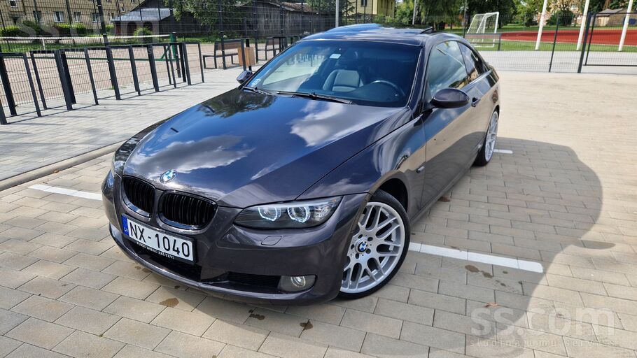 BMW 328i E92 Coupe, 2008, 3.0l, automāts 234zs benzīna dzinējs N52B30, aizmu