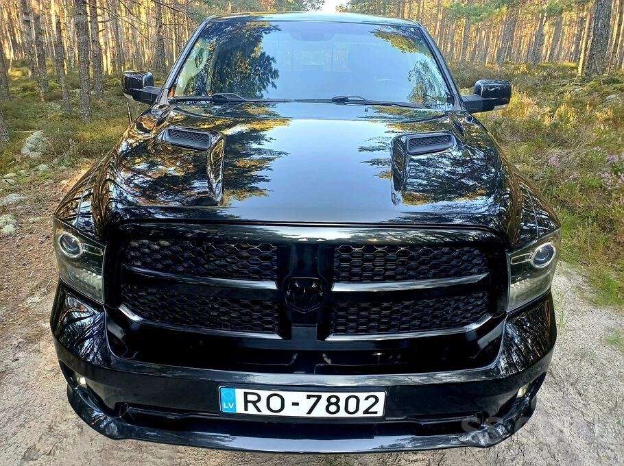Dodge Pārdodu labu Ramu. Viss darbojas, ieguldījumi nav 