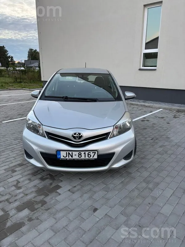 Toyota Pārdodu labu, uzticamu auto ar mazu nobraukumu. Ti