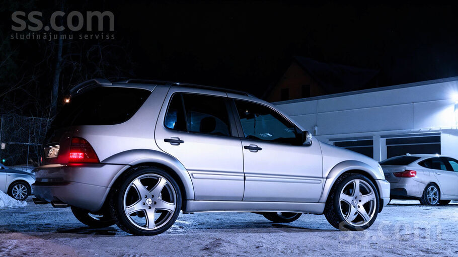 Ml55 Amg Eiropas Modelis.
5.4L atmosfēras V8 (M113 E 55 / 113.981), 347 hp