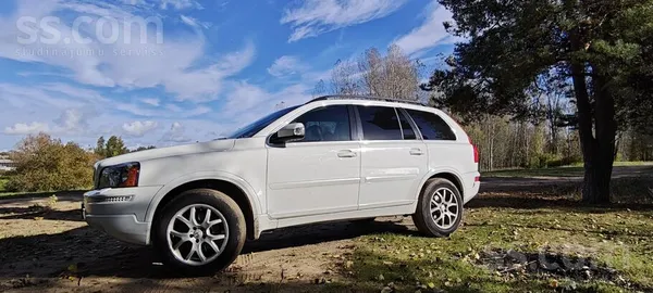 Volvo Volvo Xc90 3.2, no Volvo viens no drošākajiem benz