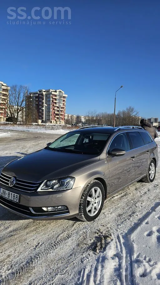 Volkswagen Pārdod uzņēmums cena ar pvn 5600 eur. Mašīna labā 