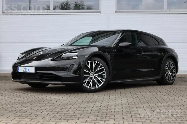 Porsche Taycan 4 Cross Turismo, Performance baterija
- Bose Audio sistēma