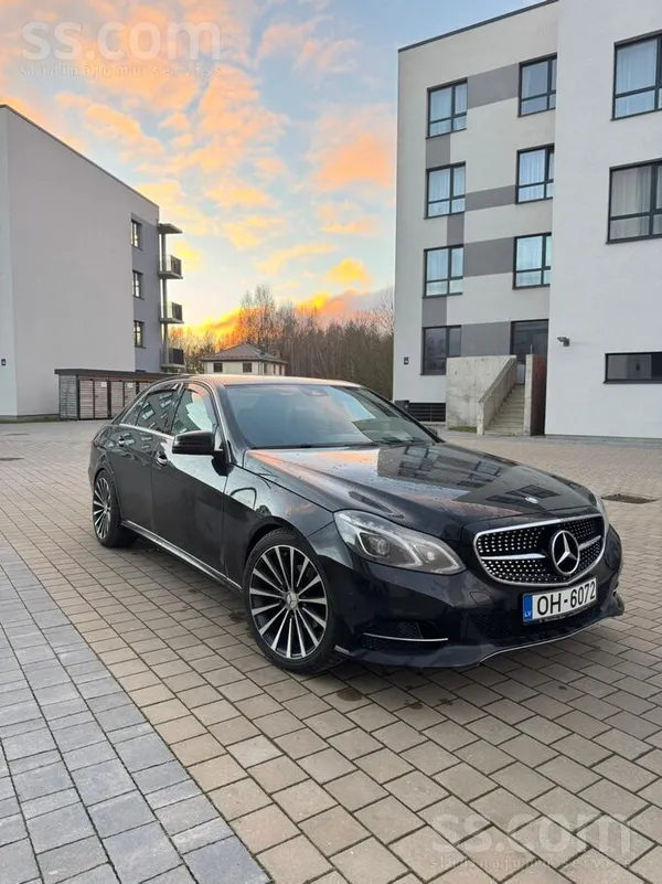 Mercedes Nebaidies NO Nobraukuma . Pārdodu Mercedes-Benz E2