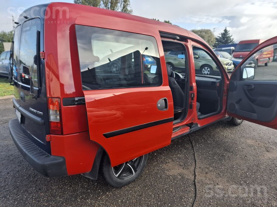 Opel Opel Combo 2005 g.