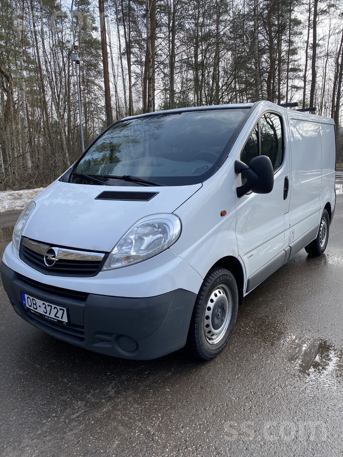 Opel Pārdodu Opel Vivaro ar 2.0 Cdti 84kw dzinēju. Ar t