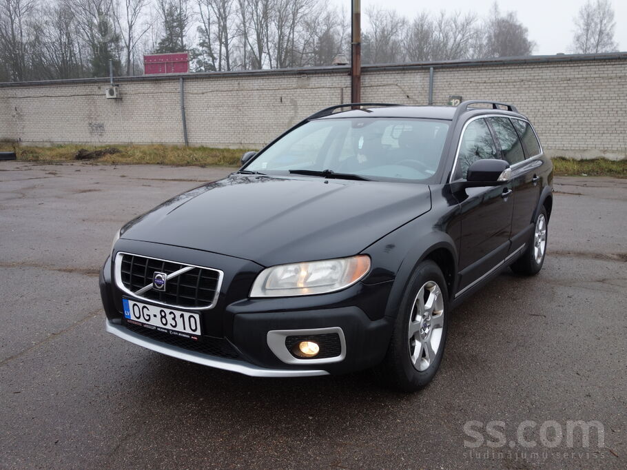 Volvo Volvo Xc70. 2.4D5. 136kw. -185лс. Summum. Awd. В Л