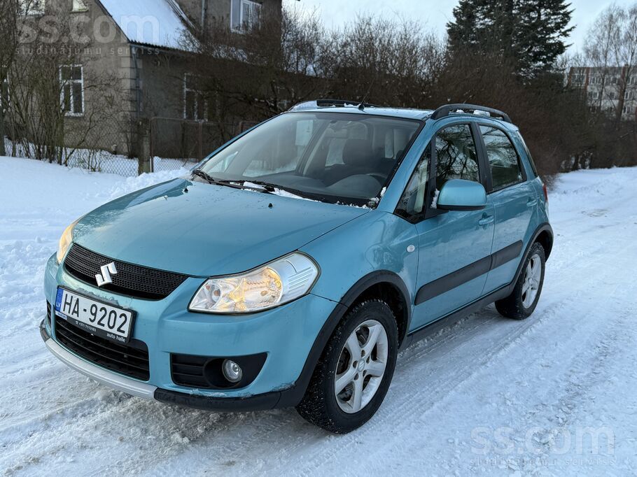 Suzuki Suzuki Sx4 ļoti labā stāvoklī ar mazu nobraukumu, 