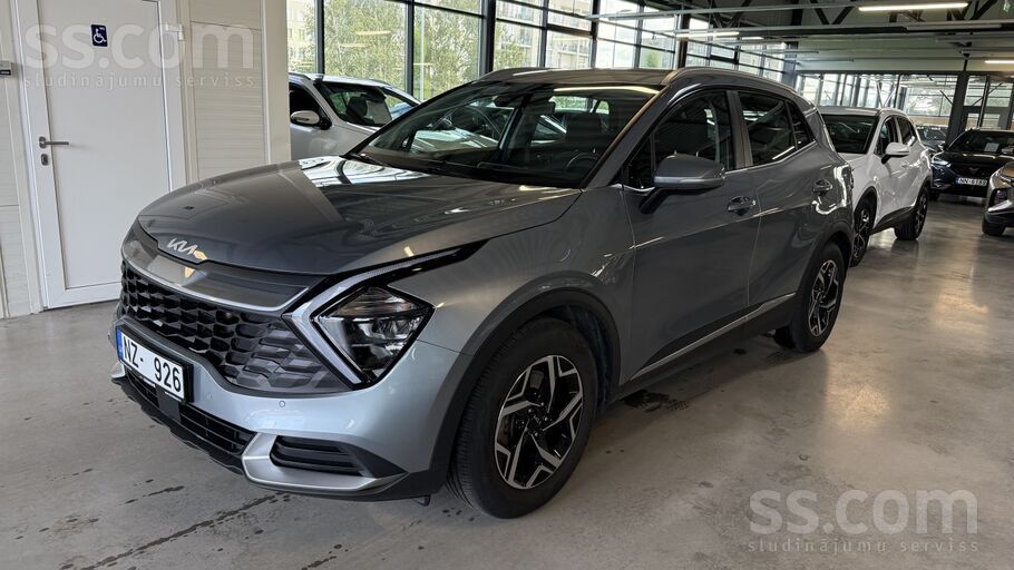 1.6 Benzīns (150zs),   Automāts. 
Vidējais degvielas patēriņš 6, 4L/100Km.