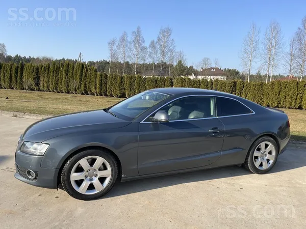 Audi Pārdodu Audi A5 Coupe S-line 2.7D ar motora jaudu 
