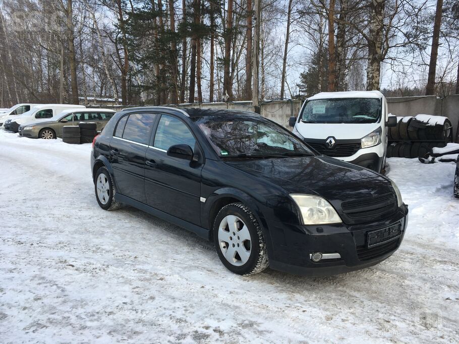 Auto no Vācijas. 
-Automašīna ideālā stāvoklī, regulāri veikta auto apkope,