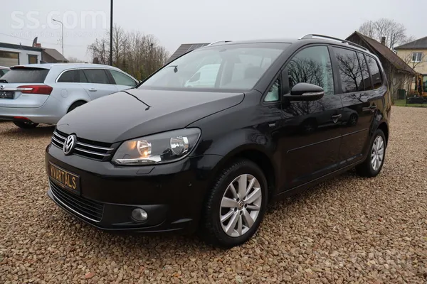 Volkswagen Tikko no Vācijas. Touran. Life. Automāts 7 vietas.