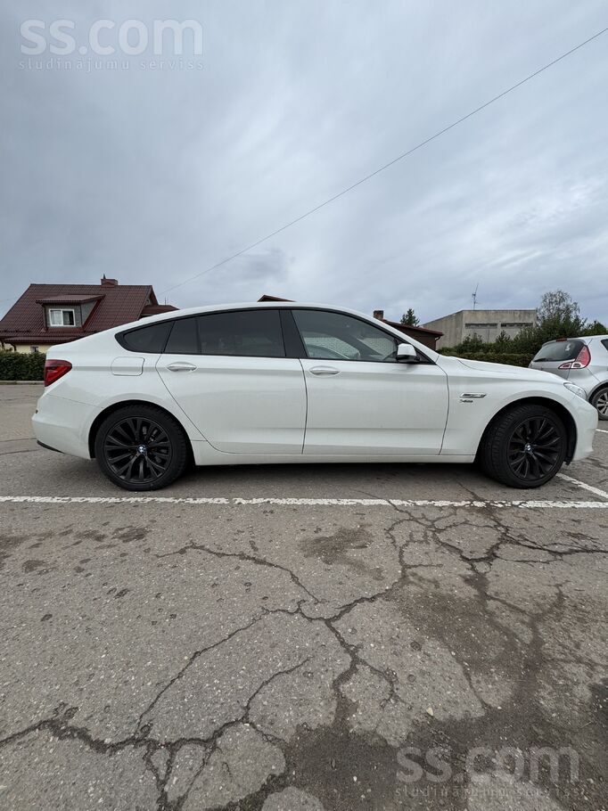 BMW Продается BMW 530Gt xDrive серии с надежным 3.0 ди