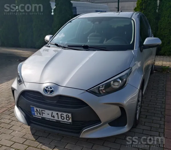 Toyota Yaris - 1