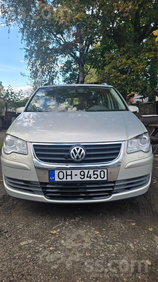 Volkswagen Pārdodu VW Touran 1.4 Tsi ar automātisko ātrumkārb