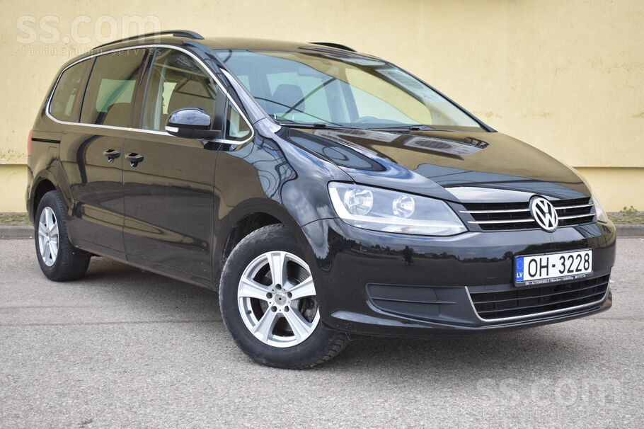 Volkswagen Volkswagen Sharan (2011.g) Melna metāliska