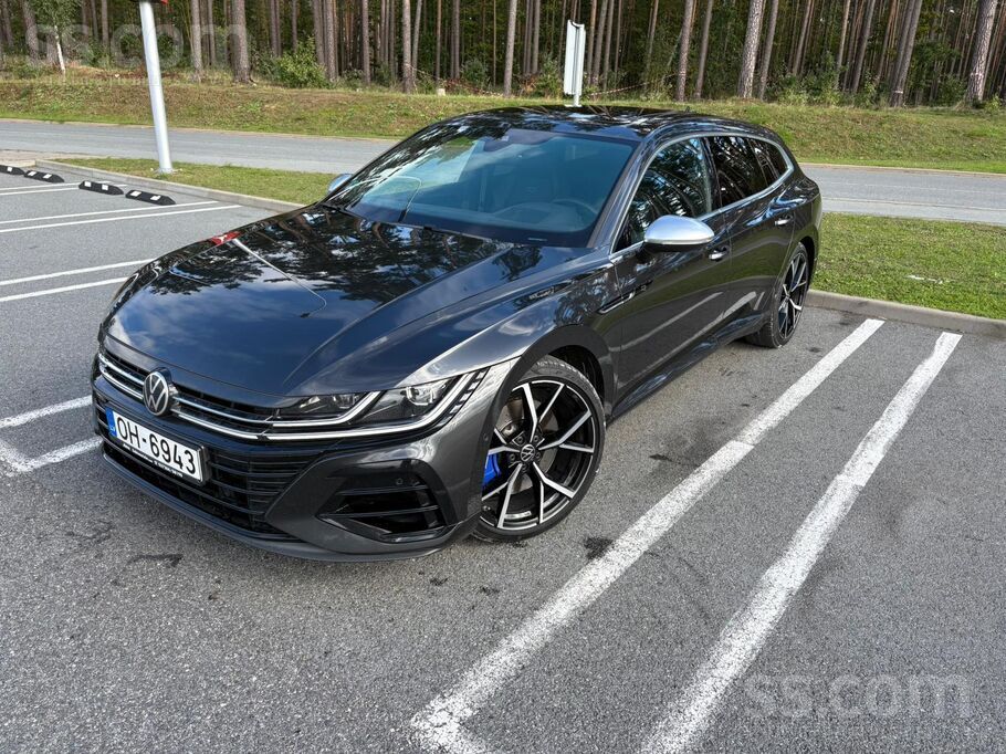 VW Arteon R, 2.0 Tsi, 235Kw (320Zs), 4Motion, Dsg
Sportiska kupejveida se