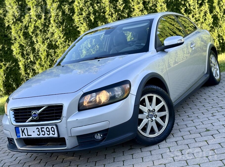 Volvo C30 1.8L, 92kw benzīns/gāze ar manuālo pārnesumkārbu. Tehniskā apskate
