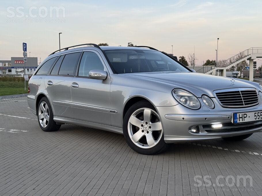 Pārdodu Mercedes-Benz universāli ar automātisko ātrumkārbu. Auto labā tehnis