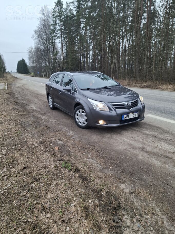 Toyota Izieta jauna TA Pa nulēm. Labais 93kw. dizelīts. Ļ