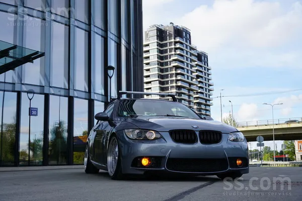BMW Sveicieni.