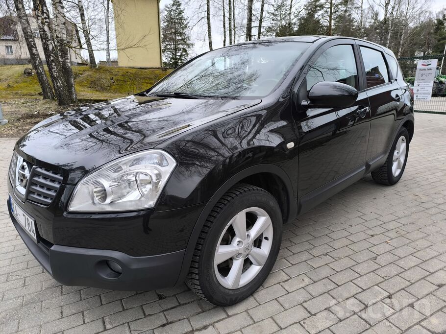 Nissan Panoramas luka adas salons 1, 5dizelis adassalons 