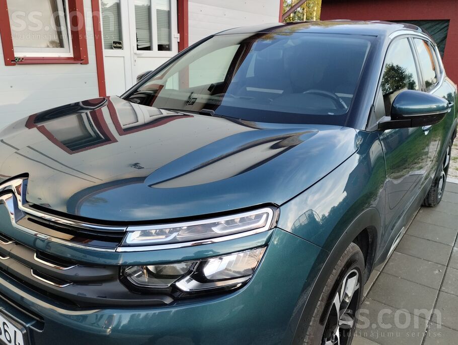 Pie 64tkst. km. mainīts jauns dzinējs. Divi riepu komplekti un abi jauni. Re