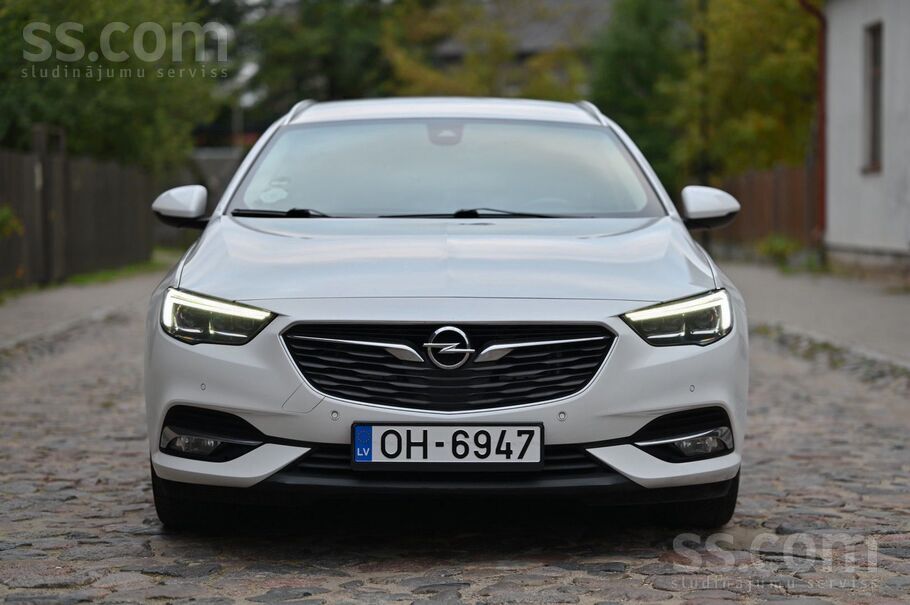Opel Insignia Sports Tourer1.6Cdti 100kw. 136z. s, ar ļoti labu komplektācij
