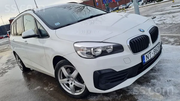 BMW Bmw 218d 2.0 tdi 150hp. Jauna TA lidz 02.2027. Nob
