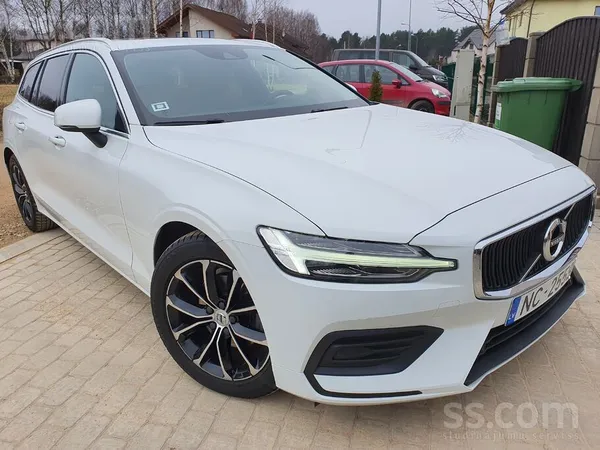 Volvo Teicama stāvoklī. Zobsiksna nomainīta pie 215 000