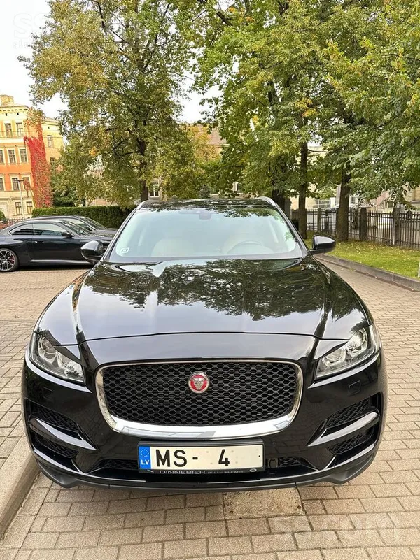 Jaguar Pārdodu savu Jaguar F-Pace. Automašīna lieliska te