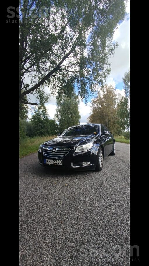 Opel Pārdodu Opel Insignia, 2009. gada izlaiduma.