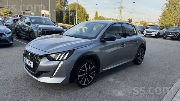 Peugeot 1.2 Benzīns (100zs) Automāts, Gt-Line. 