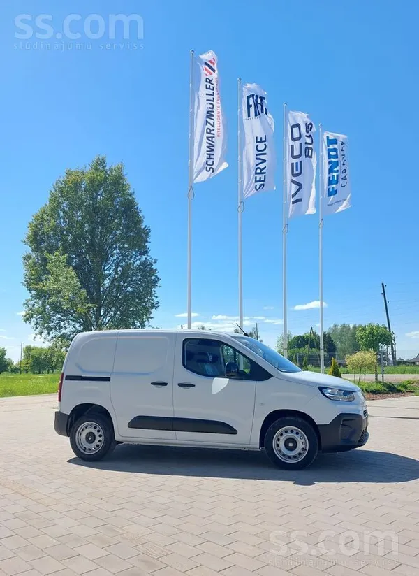 Fiat Jauns Fiat Professional Doblo 