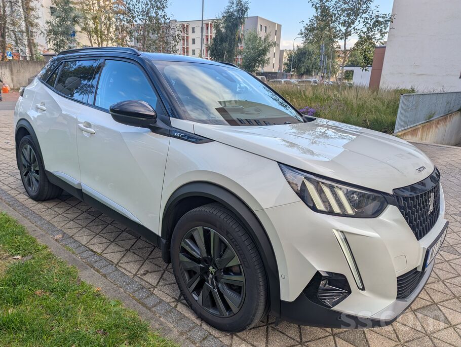 Peugeot Продаю Peugeot 2008 GT 2021 в максимальной комплек