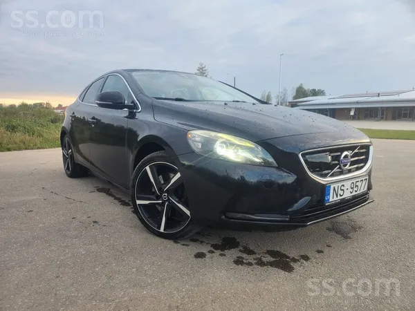 Volvo Pārdodas ekonomisks, bet jaudīgs volvo. Teicamā te