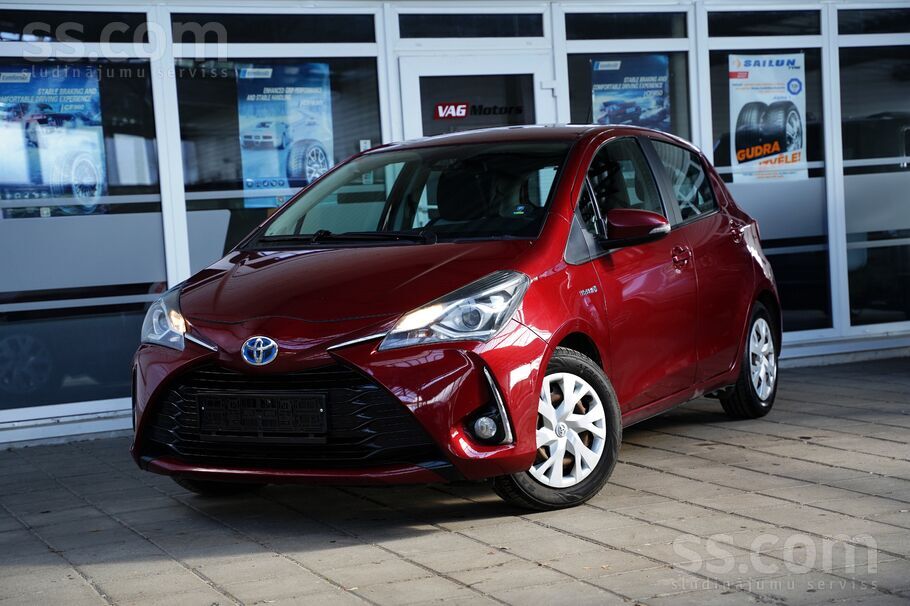Toyota Toyota Yaris Hybrid 1.5 hybrid ar automātisko pārn