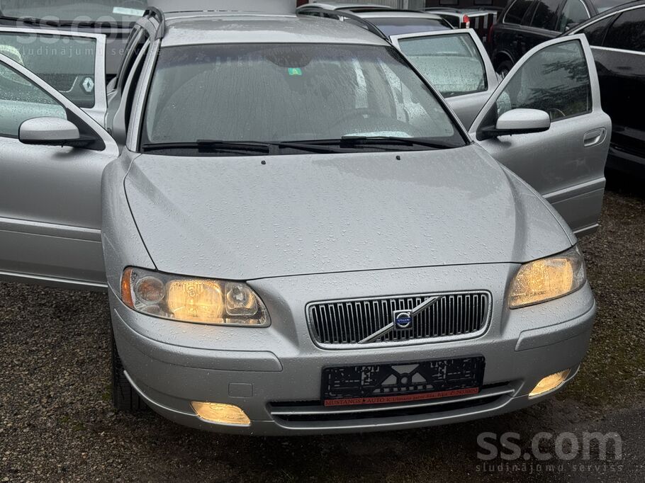 Volvo Ievests Awd V-70, 2, 4D-5 120 kw, 163 zs ,