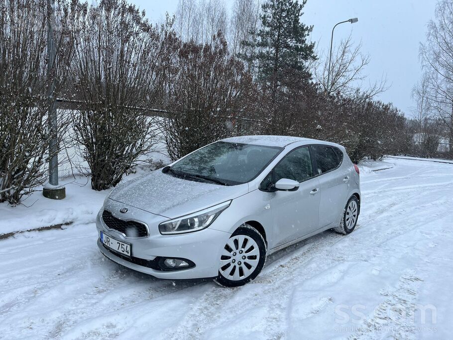 Jauna TA 10.2026. 1.4 dīzelis. 6-ātrumu manuālā ātrumkārba. Apsildāmi sēdekļ