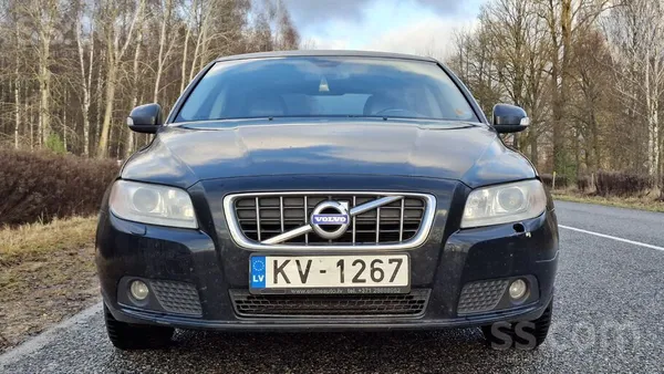 Volvo Tehniski viss strādā ideāli. No ekstrām - visam ka