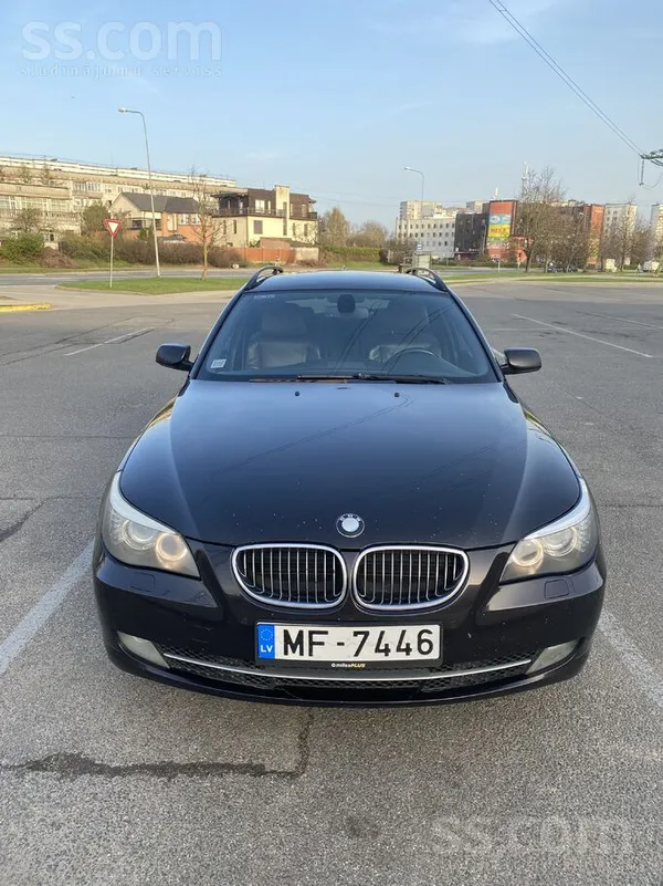 BMW Pārdodu BMW 525D Xdrive, Edition, 2009. gads, krās