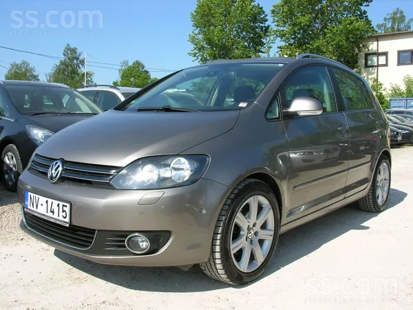 Volkswagen Pārdodu VW Golf Plus ar 1.6 16V Fsi (85kw/115zs).